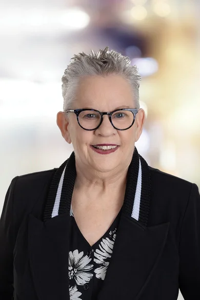 Portrait of Annie Fulks, REALTOR® | ABR® | CFSP | MRP | AHWD | e‑PRO® | NRLUX.